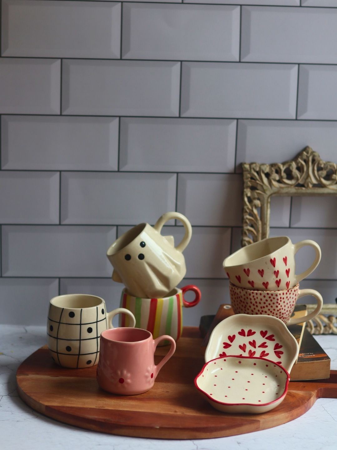 

WEAVING HOMES Pink & White 8 Pieces Printed Ceramic Glossy Mugs & Saucers 250ml Each