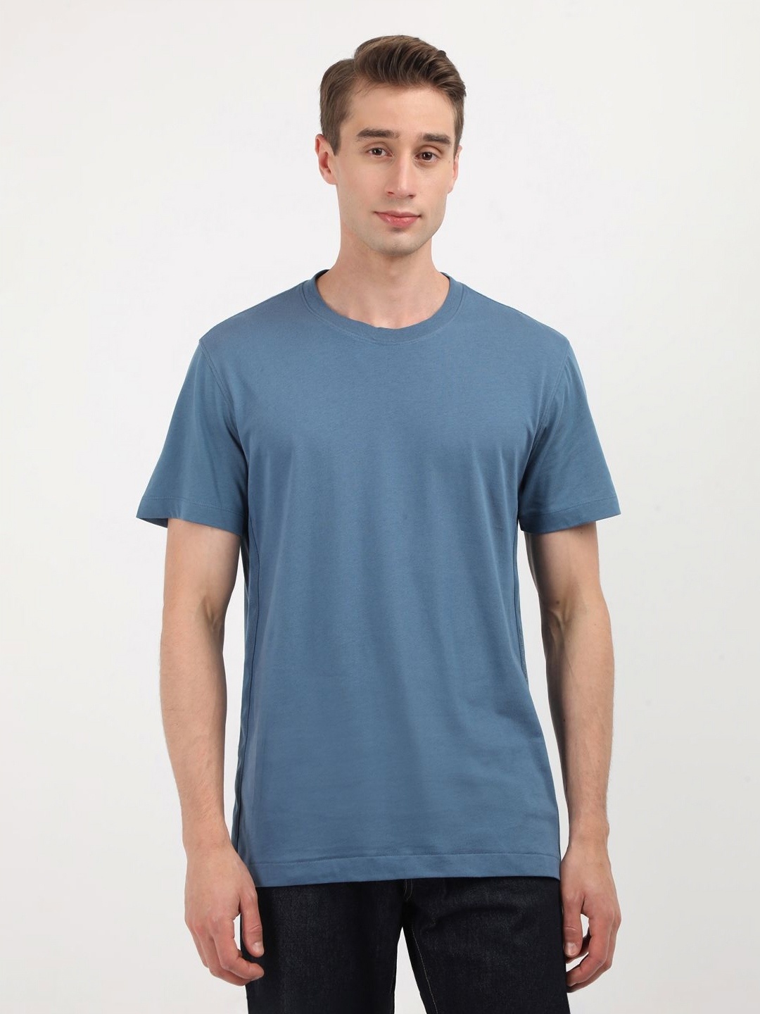 

Calvin Klein Jeans Men Solid Round Neck Cotton T-shirt, Blue