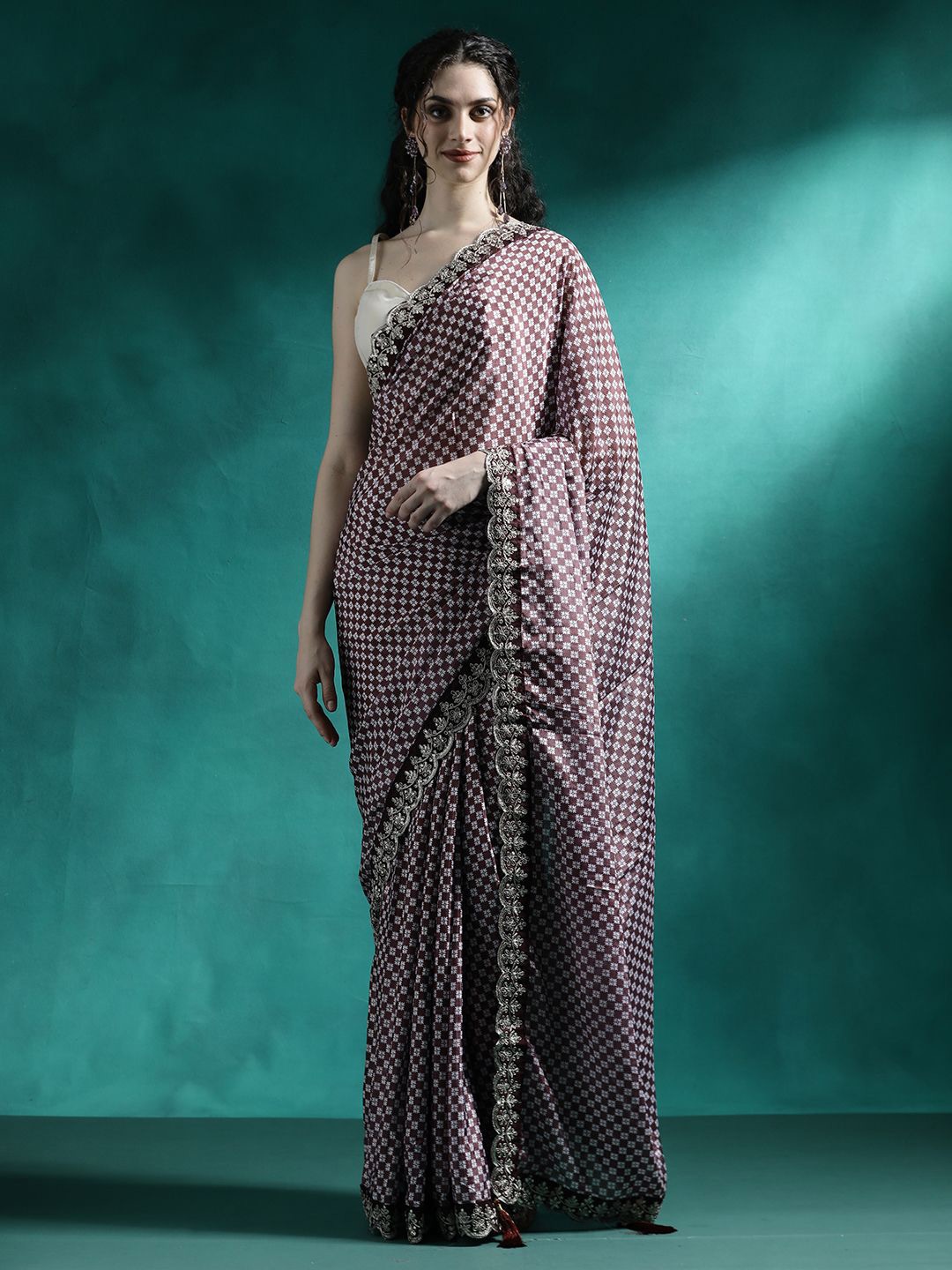 

Sangria Printed With Embroidered Border Saree With Unstitched Blouse Piece, Brown