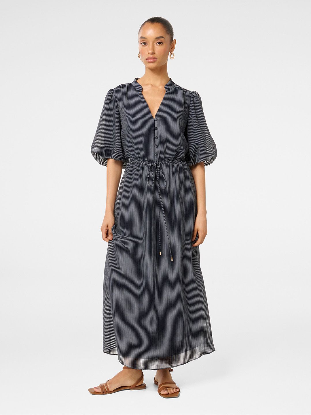 

Forever New Women Fit & Flare Midi Dress, Navy blue