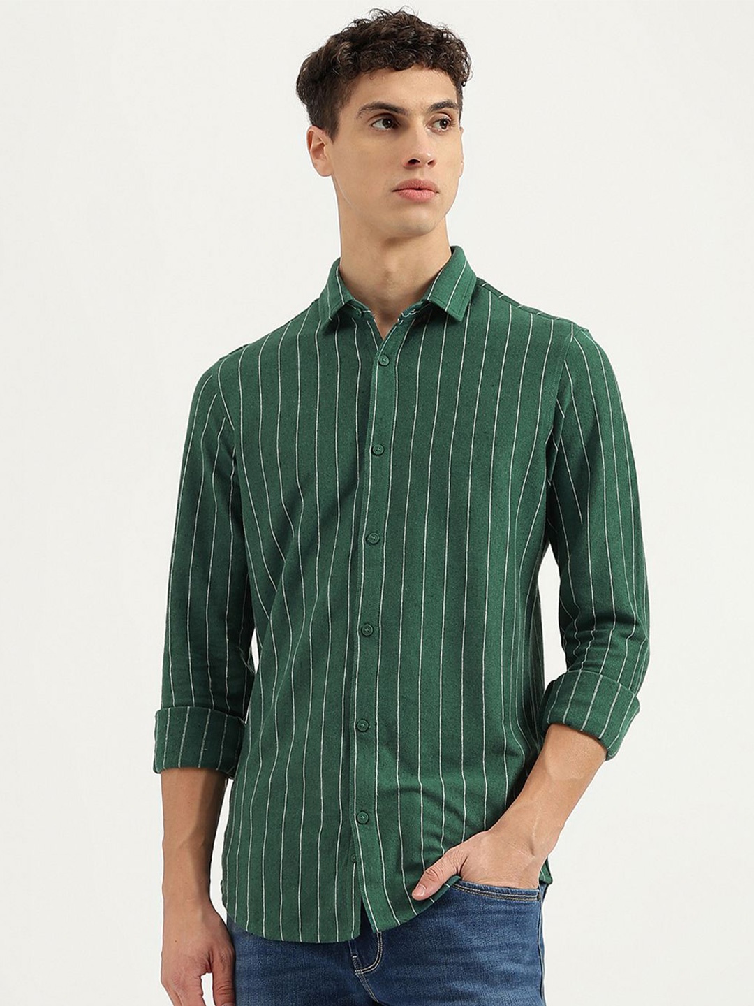 

United Colors of Benetton Men Classic Spread Collar Vertical Striped Cotton Casual Shirt, Green