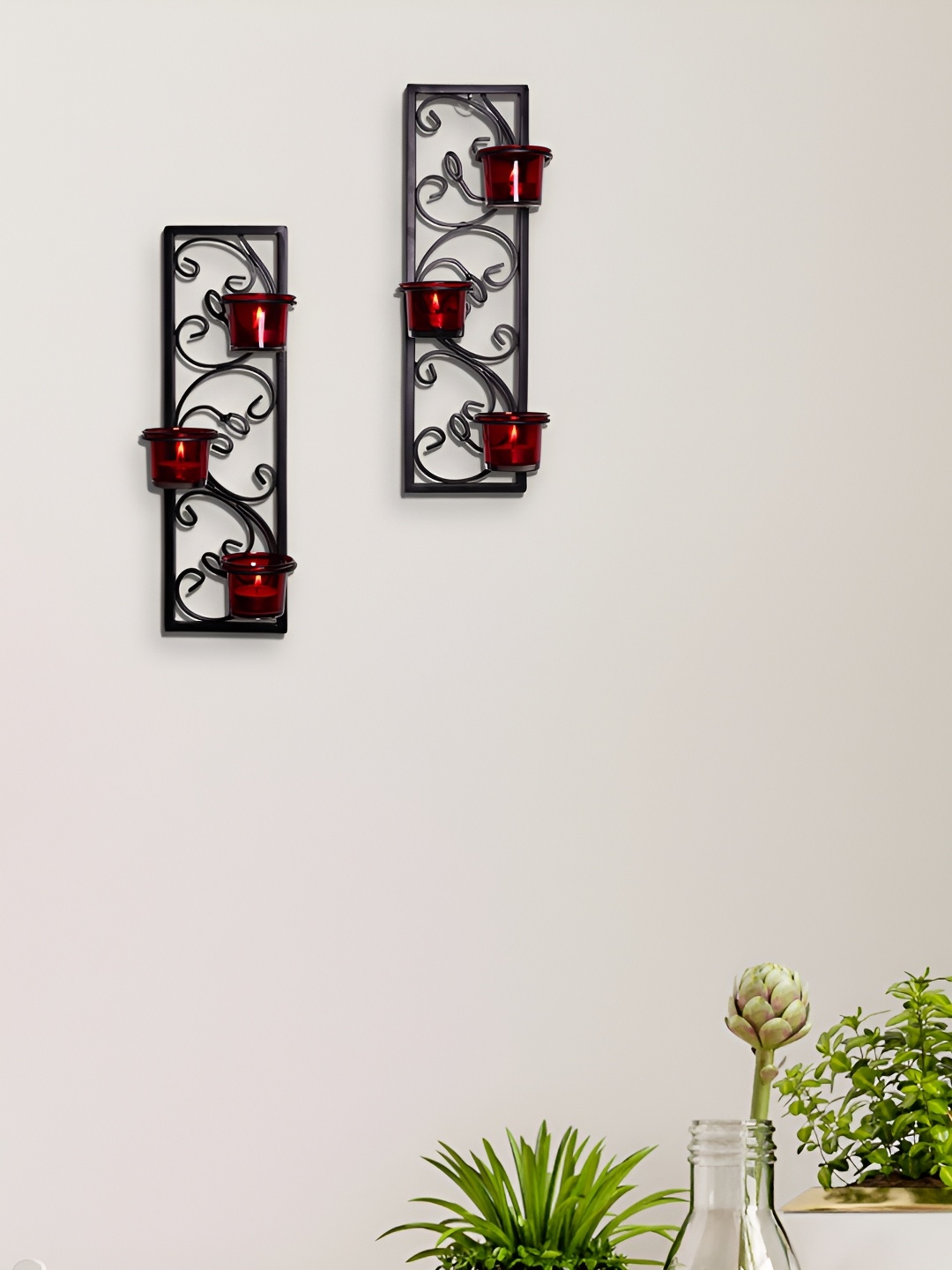 

HOSLEY Black & Red 2 Pieces Metal Candle Holder