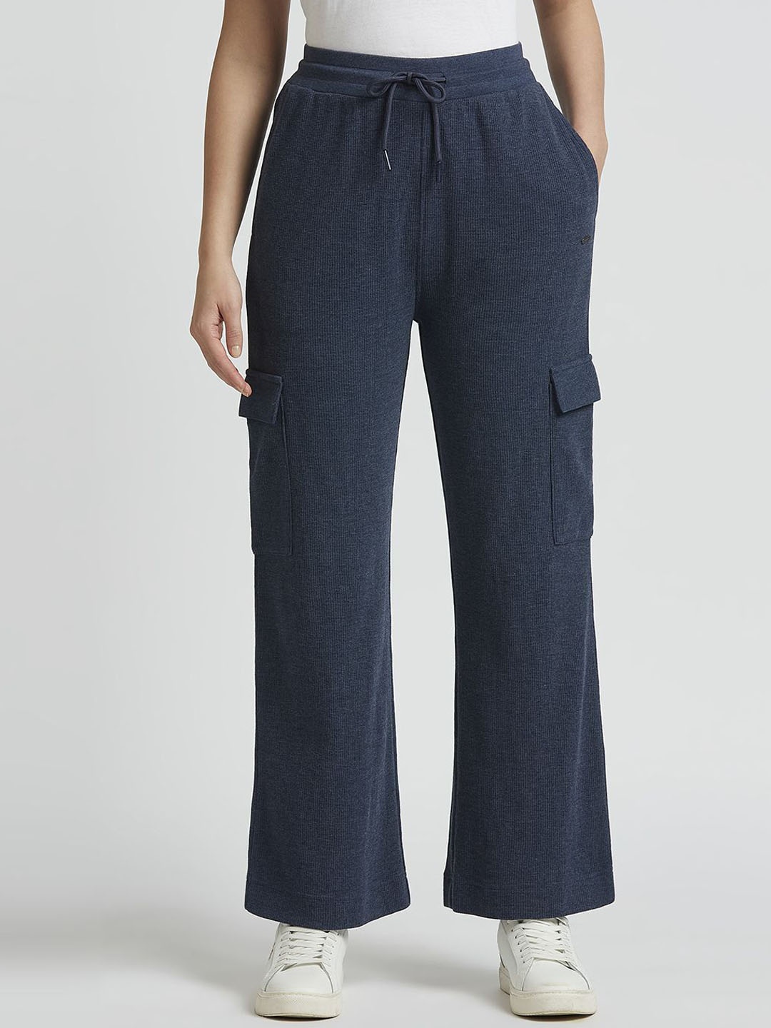 

Pepe Jeans Women Mid Rise Cotton Track Pants, Blue