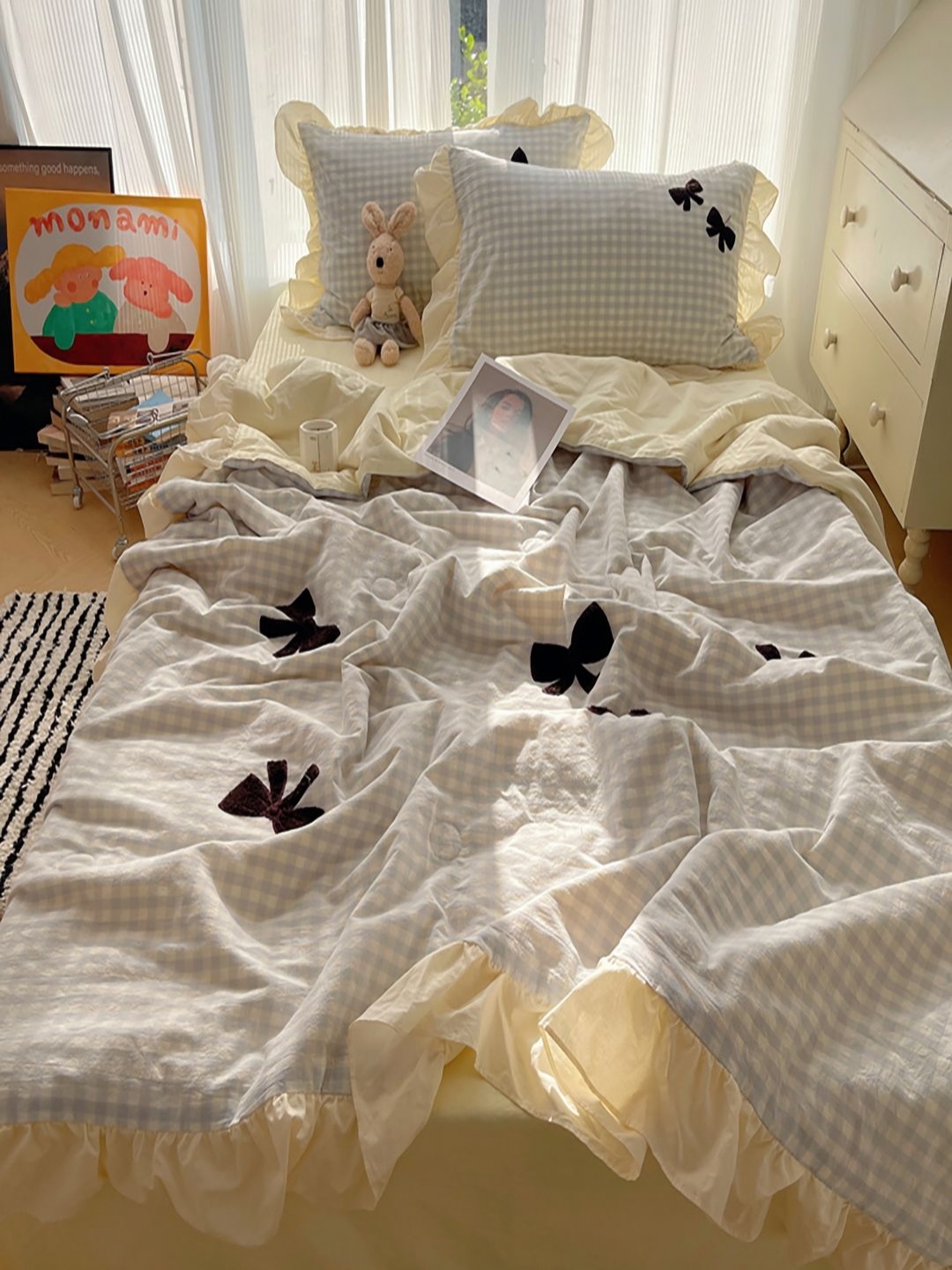 

JC HOME Yellow & White Checked Embroiderd Double King Regular Bedding Set