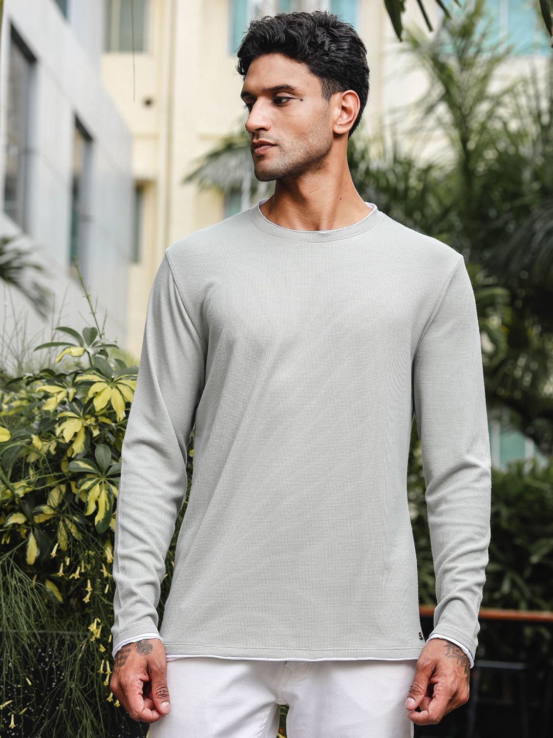 

ONE SKY Men Solid Round Neck T-shirt, Grey