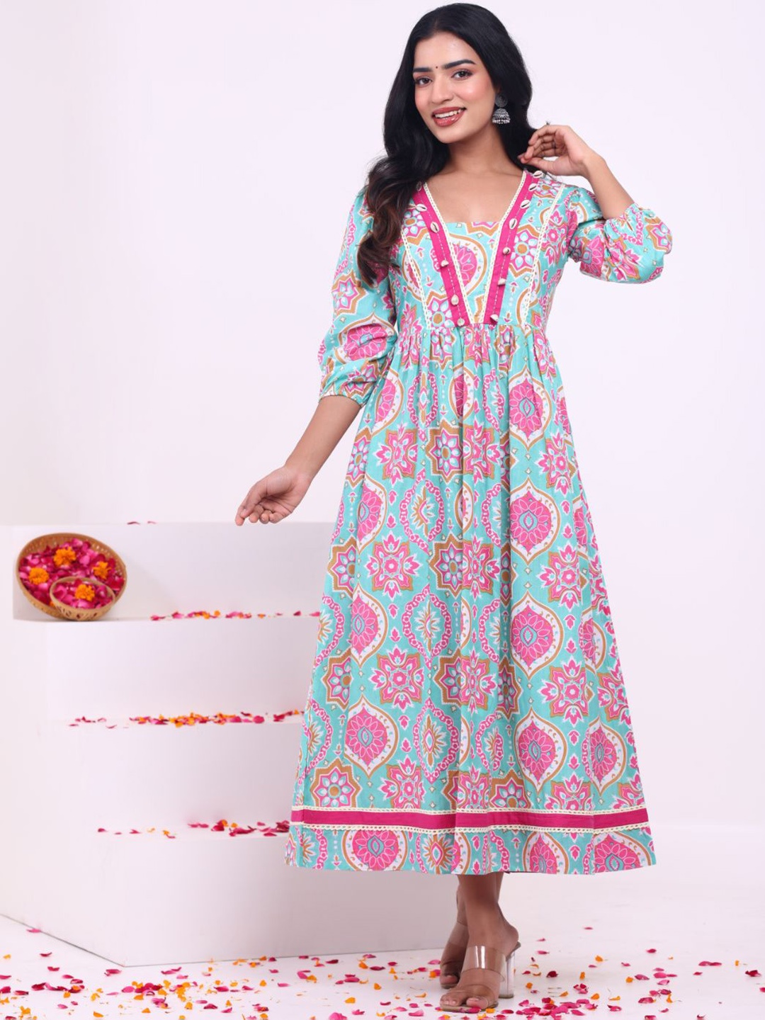 

KALINI Floral Printed Gotta Patti Cotton Anarkali Kurta, Green