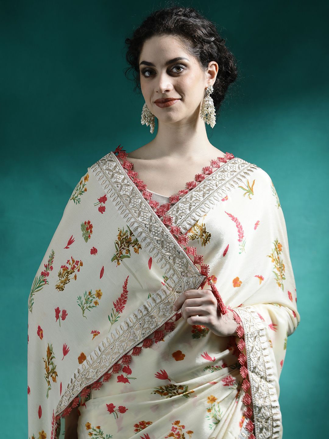 

Sangria Printed Embroidered Chinon Sarees, Off white