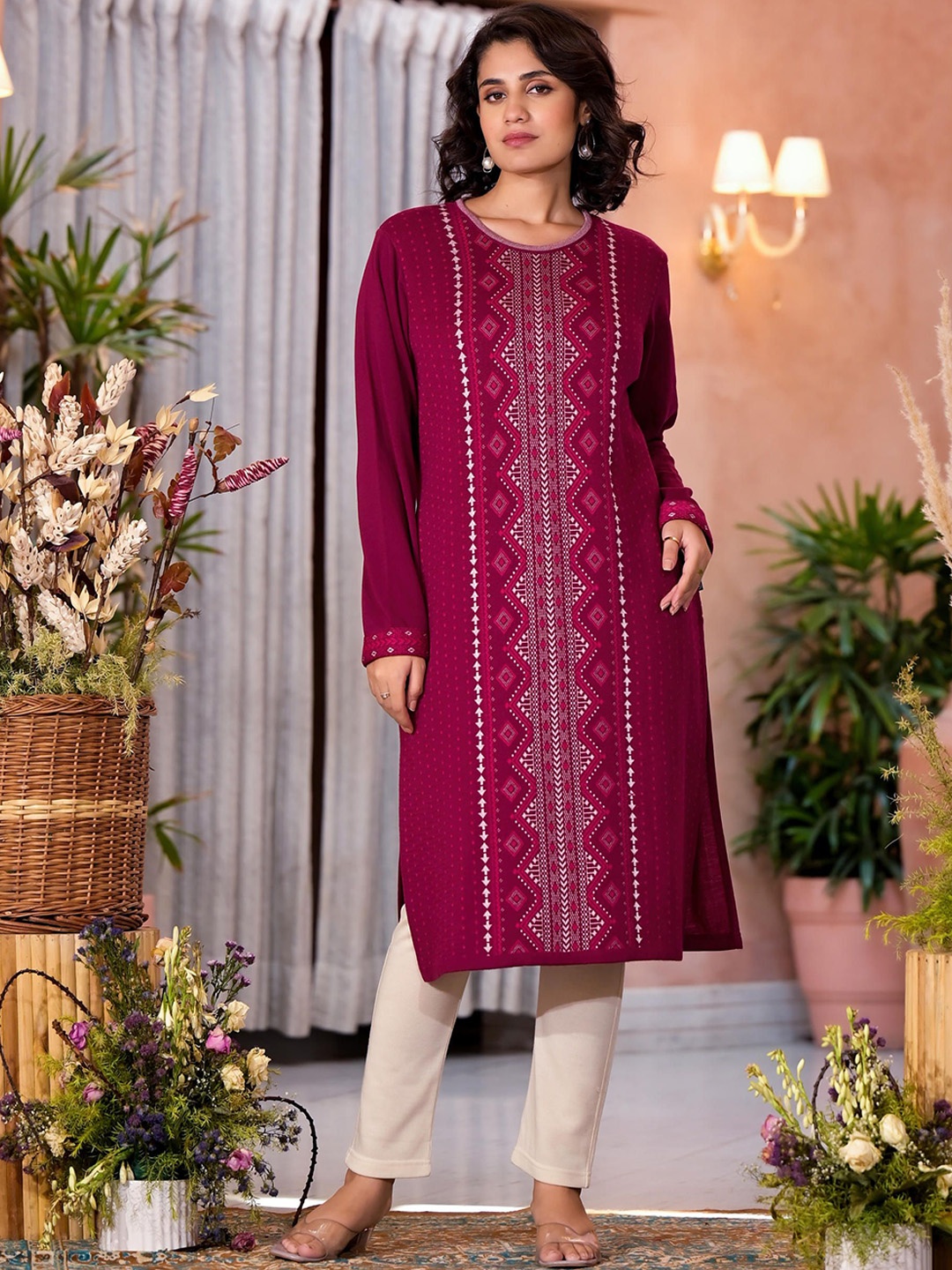 

Juniper Ethnic Motif Printed Winter Kurta, Purple