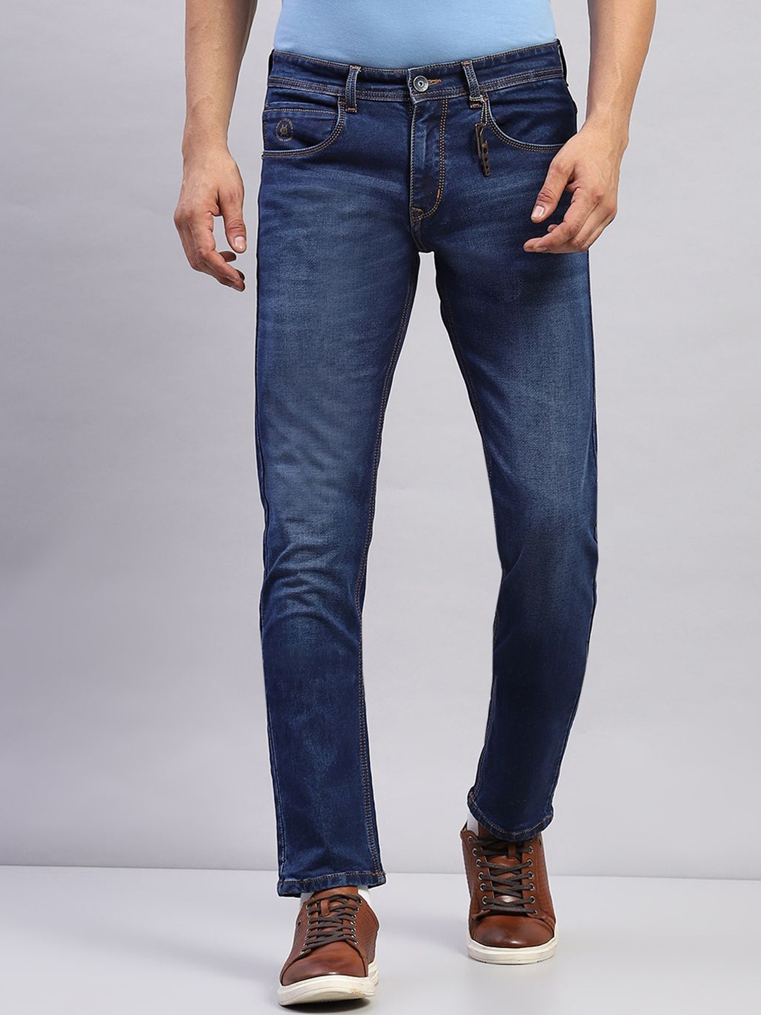 

Monte Carlo Men Slim Fit Mid-Rise Light Fade Jeans, Blue