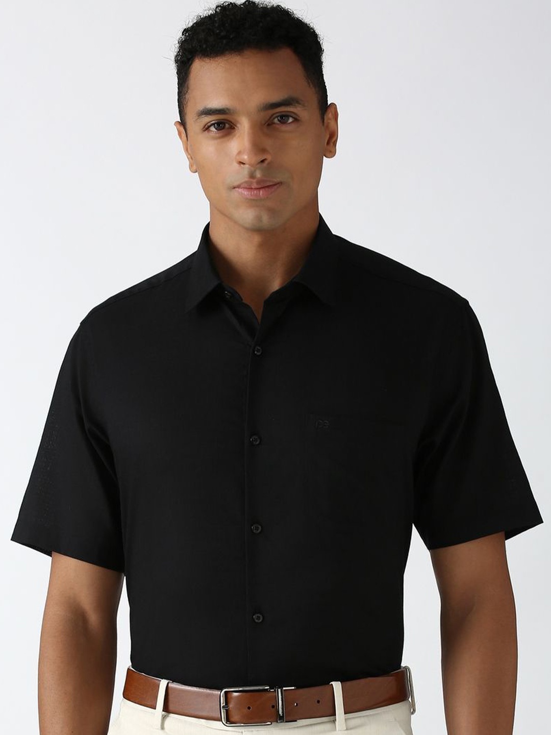 

Peter England Men Opaque Formal Shirt, Black