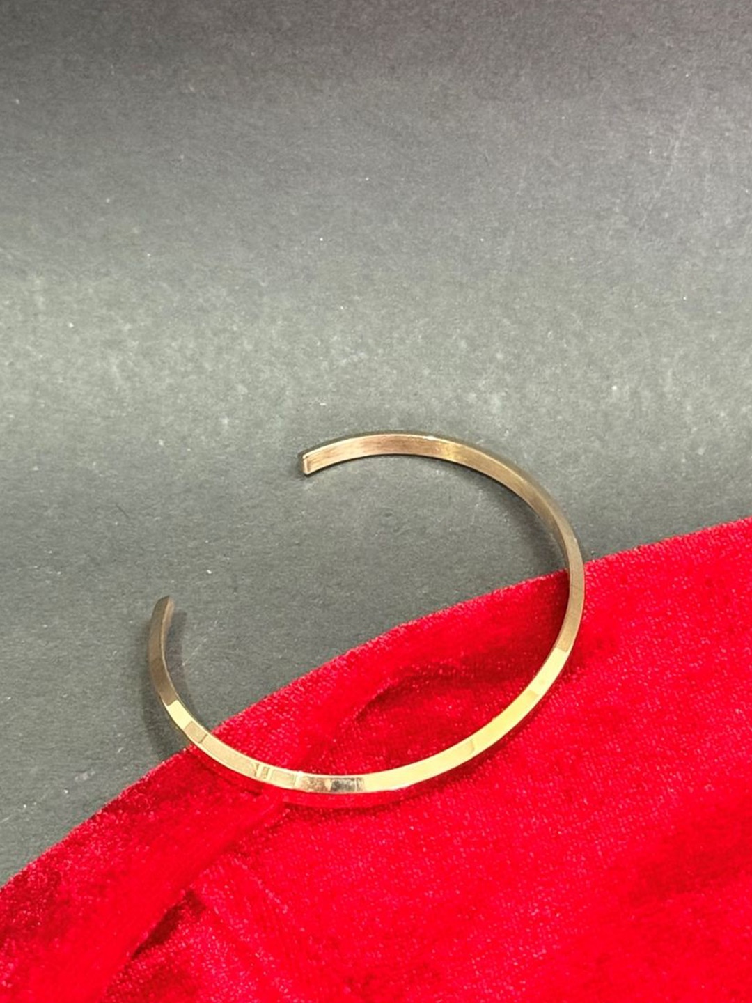 

The Jewellery Tale Rose Gold-Plated Cuff Bracelet