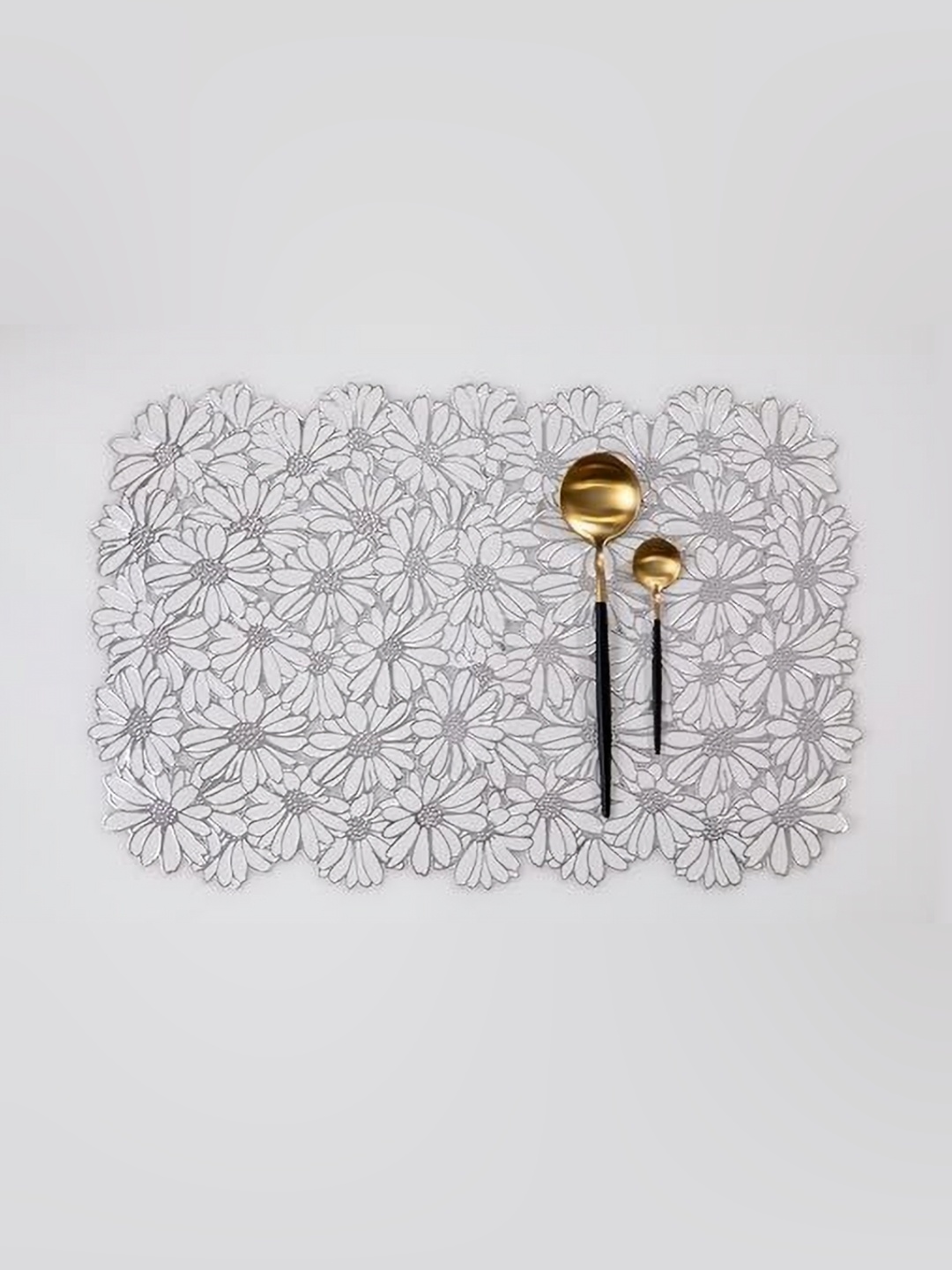 

HomeCloud Silver Toned 2 Pieces Floral Printed Rectangle Table Placemats