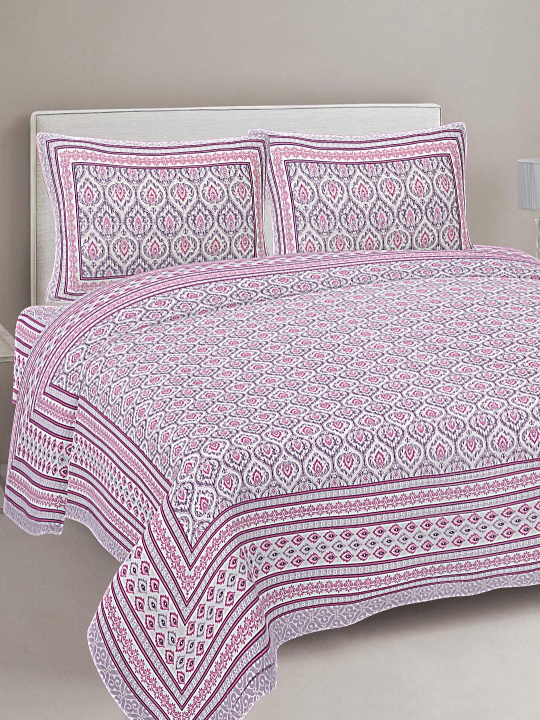 

FrionKandy Living Purple & White Printed Cotton 180 TC King Bedsheet With 2 Pillow Covers