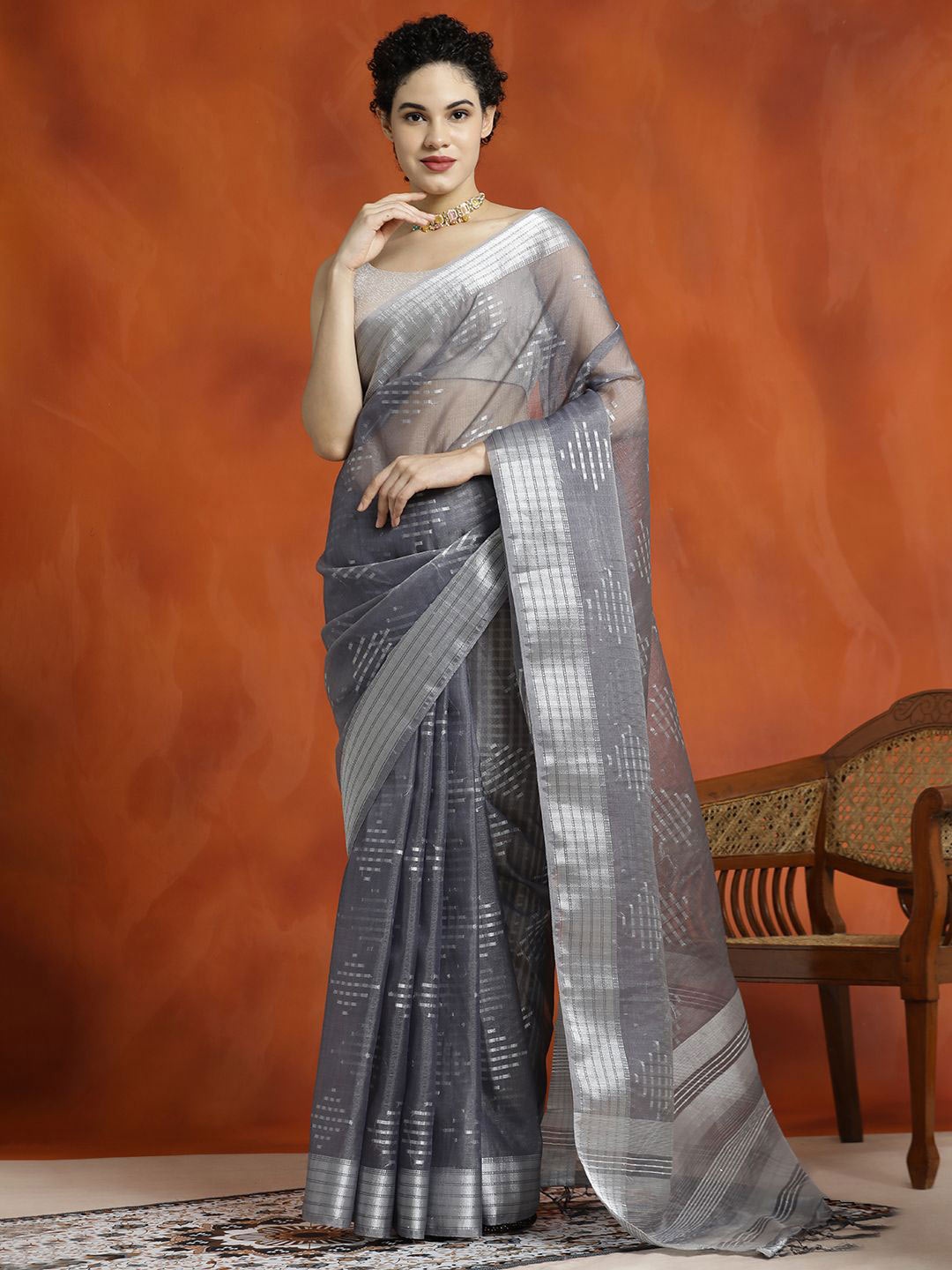 

Jaipur Kurti Zari Woven Banarasi Organza Saree, Grey