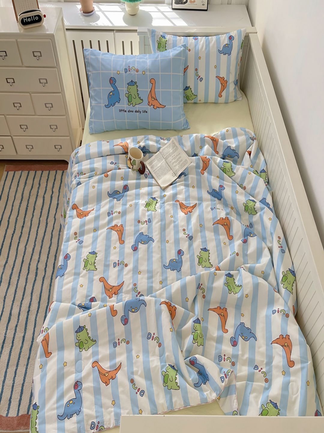 

JC HOME White & Blue 3 Pieces Geometric Single Regular Bedding Set
