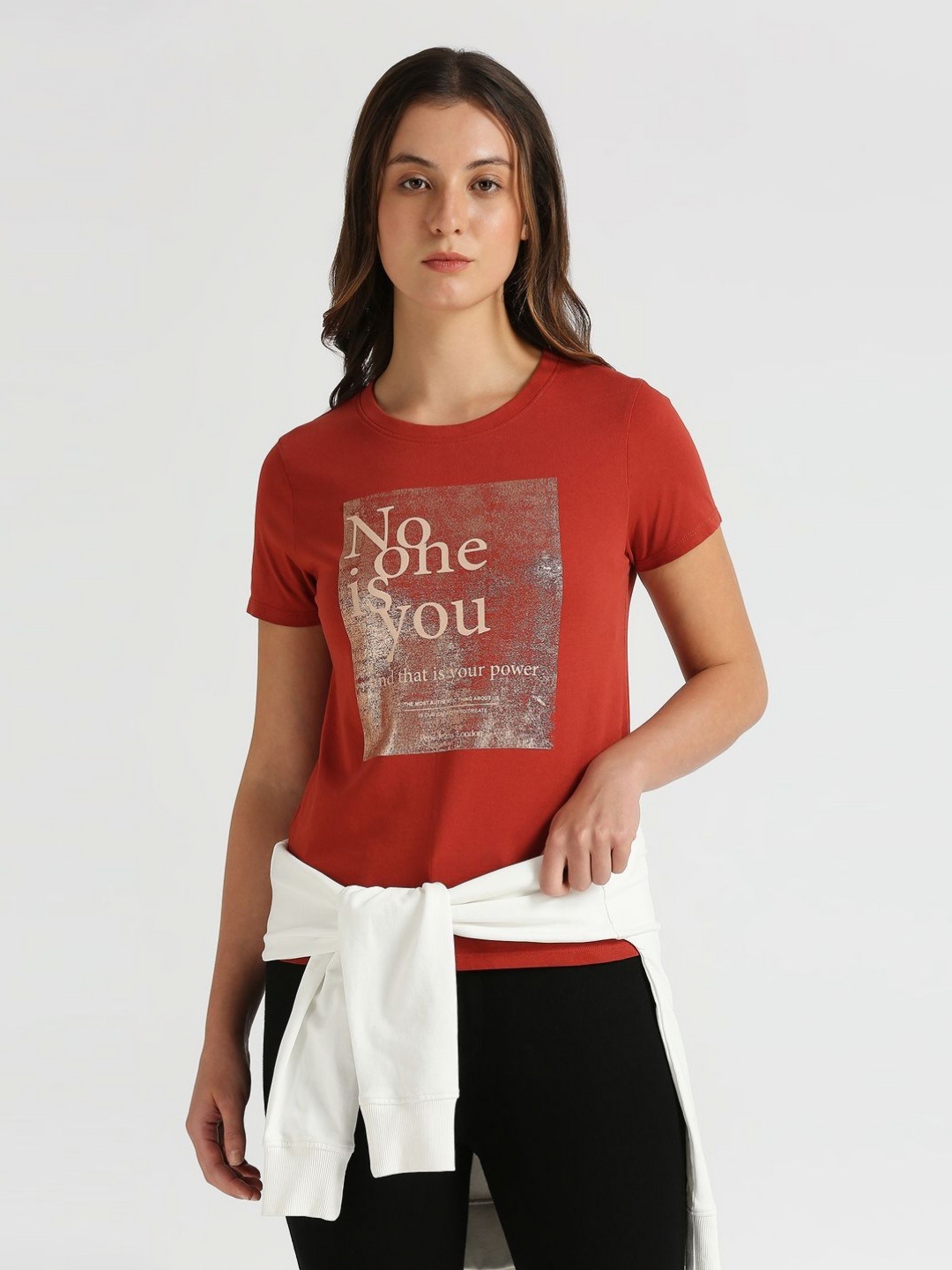 

Pepe Jeans Women Typography Printed Round Neck Pure Cotton T-shirt, Red