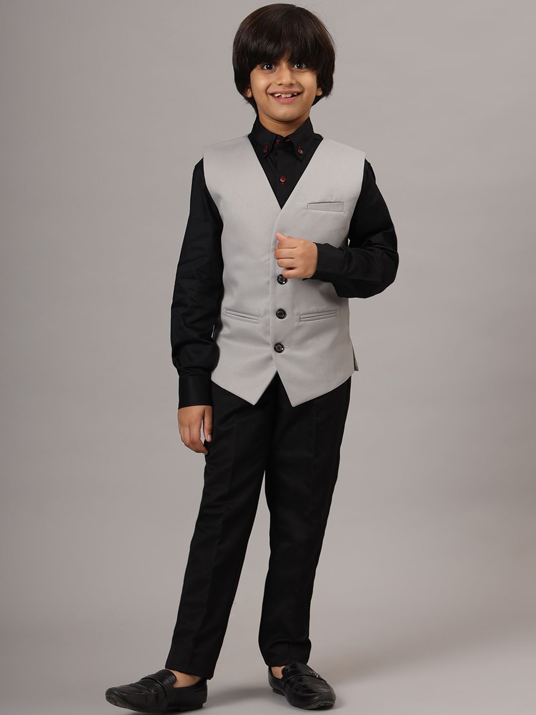 

TAHVO Kids Single-Breasted Three-Piece Party Suit, Grey