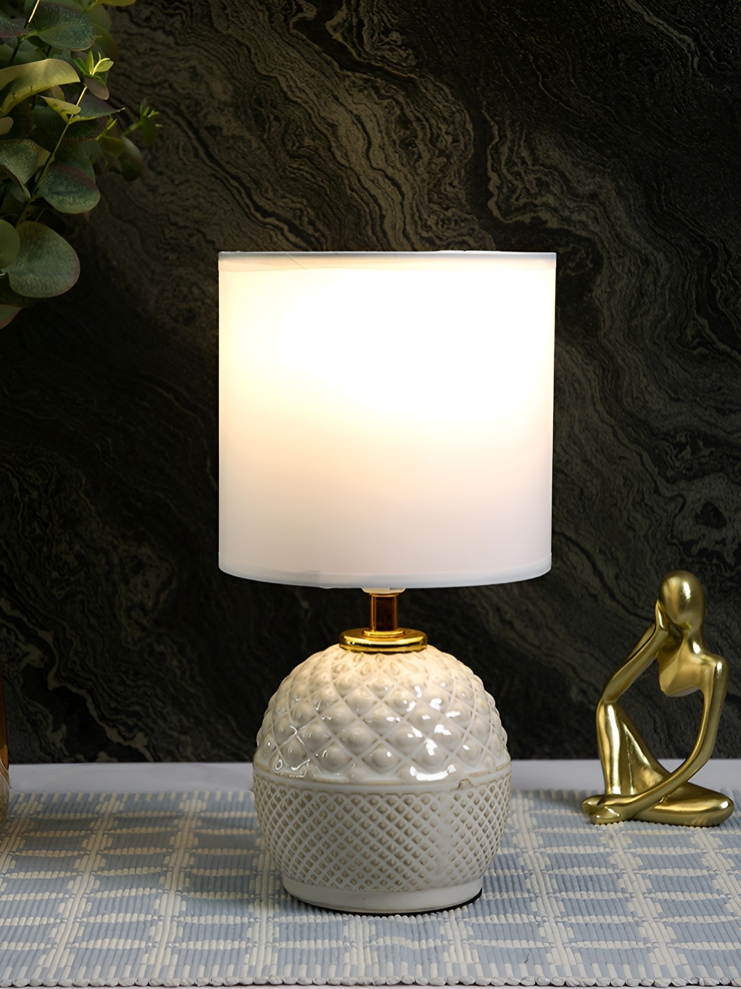 

TAYHAA White Ceramic Contemporary Cylindrical Shaped Table Lamp