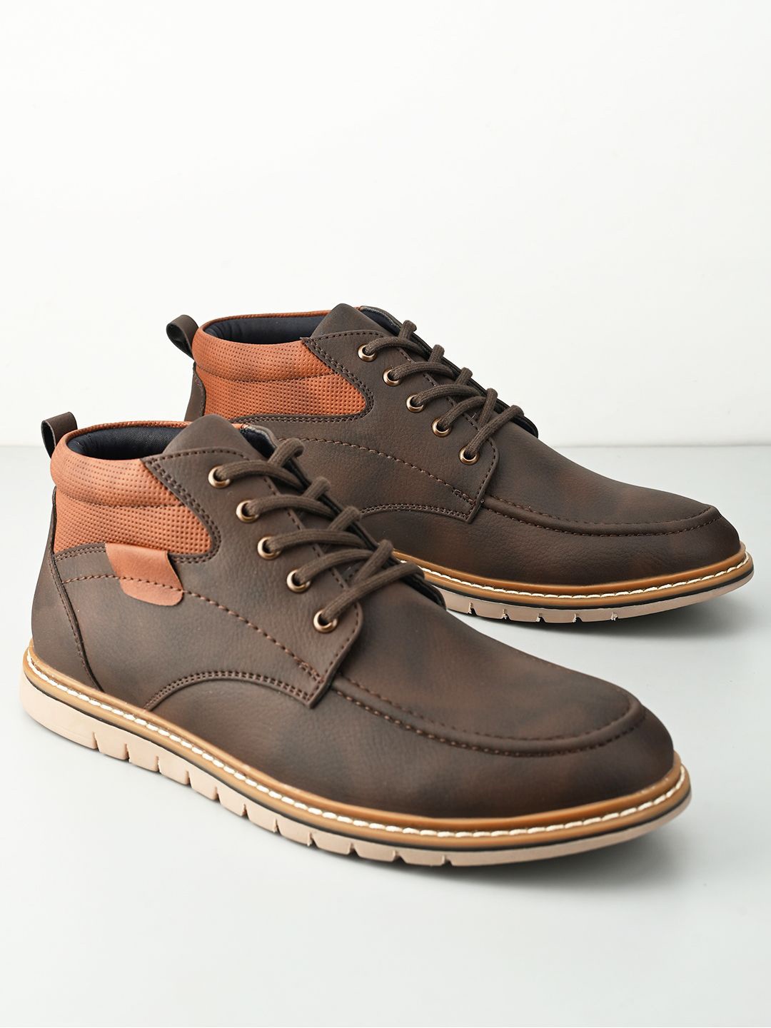 

The Roadster Lifestyle Co Men Lace Up Regular Boots, Brown