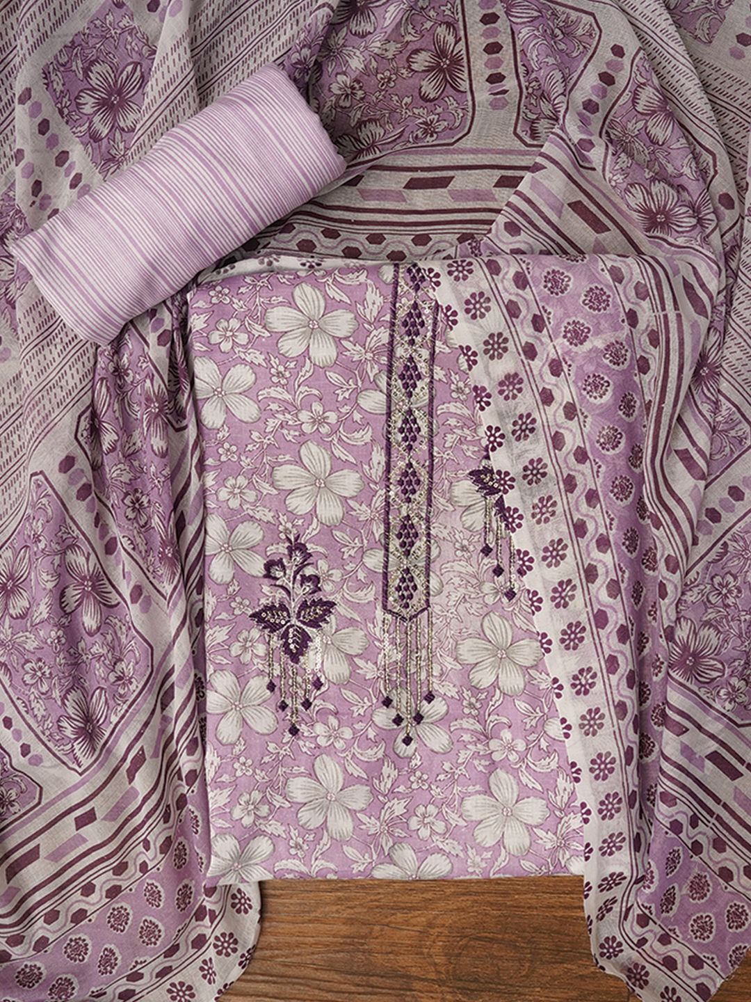 

Jaipur Kurti Embellished Floral Printed Pure Cotton Dress Material with Dupatta, Lavender