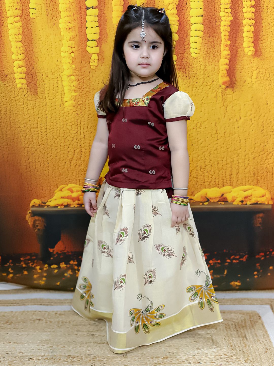 

BownBee Girls Woven Design Puffed Sleeves Zari Ready to Wear Pavda Pattu Lehenga & Blouse, Maroon