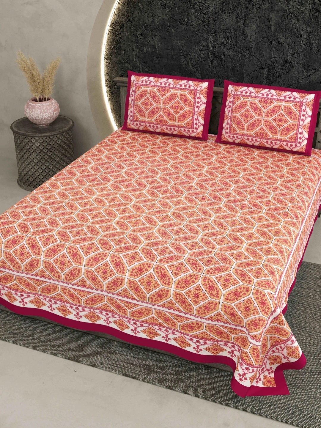 

LIVING ROOTS White & Pink Floral Cotton 210 TC King Bedsheet with 2 Pillow Covers
