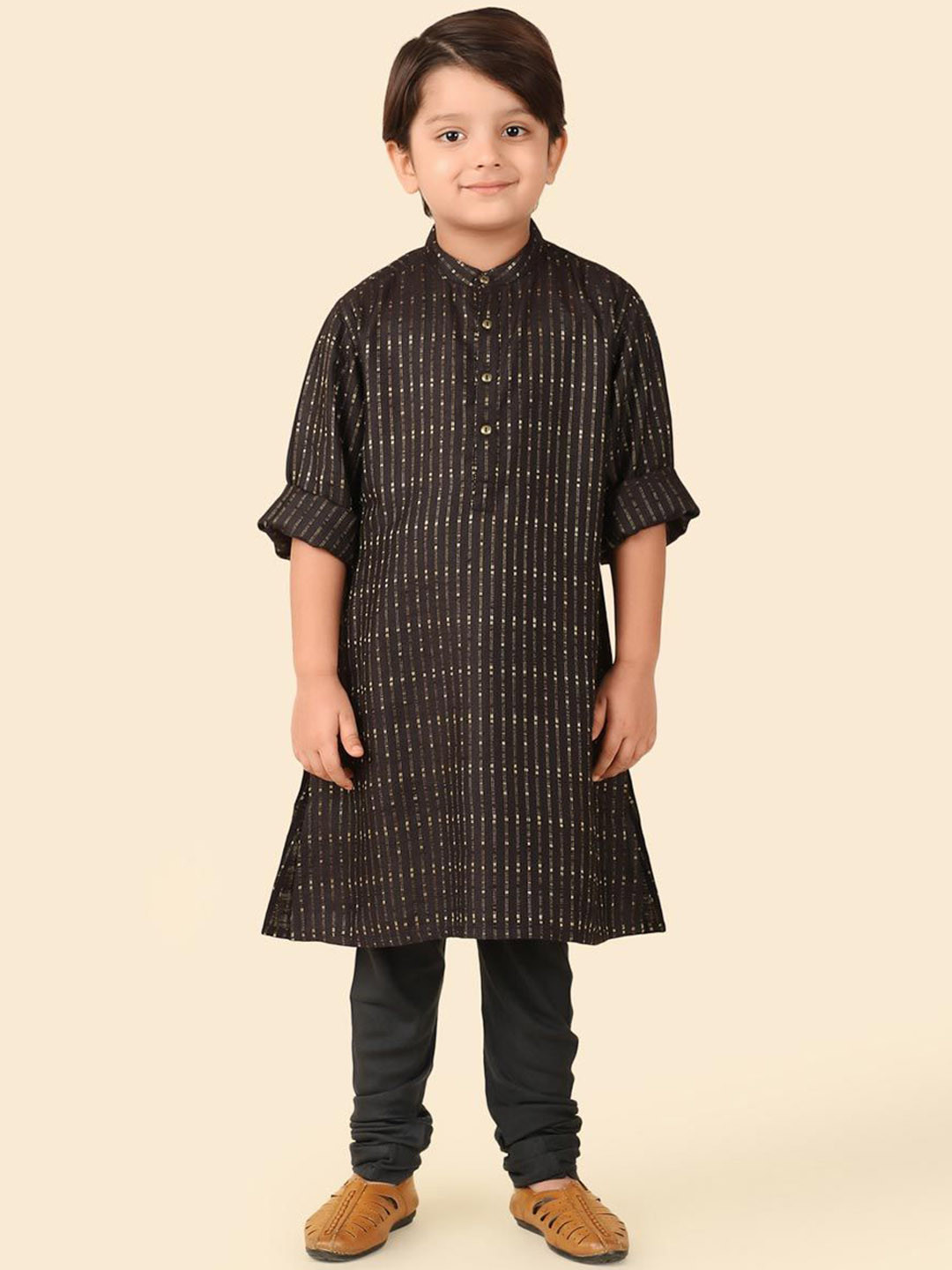 

Fabindia Boys Abstract Printed Band Collar Straight Kurta, Black