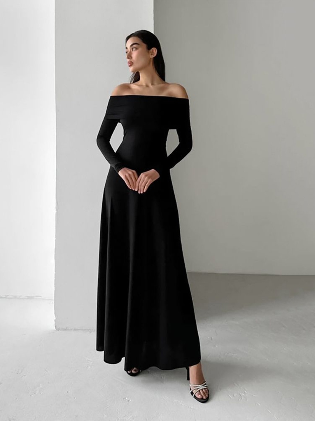 

LULU & SKY Women's Off-Shoulder A-Line Maxi Dress, Black