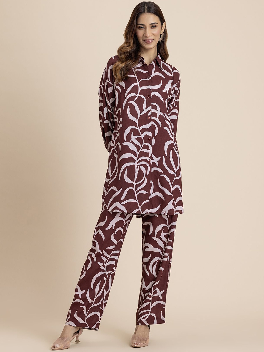 

Moomaya Floral Printed Long Sleeves Shirt With Trousers, Burgundy