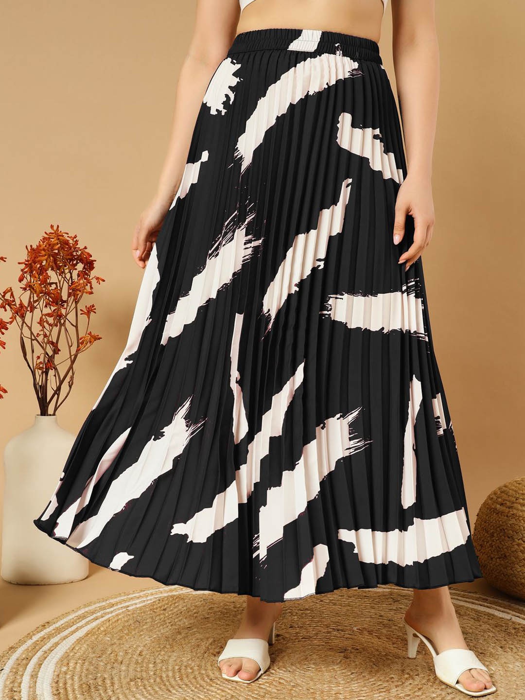 

OTABU Women Printed Pleated Flared Maxi Skirt, Black