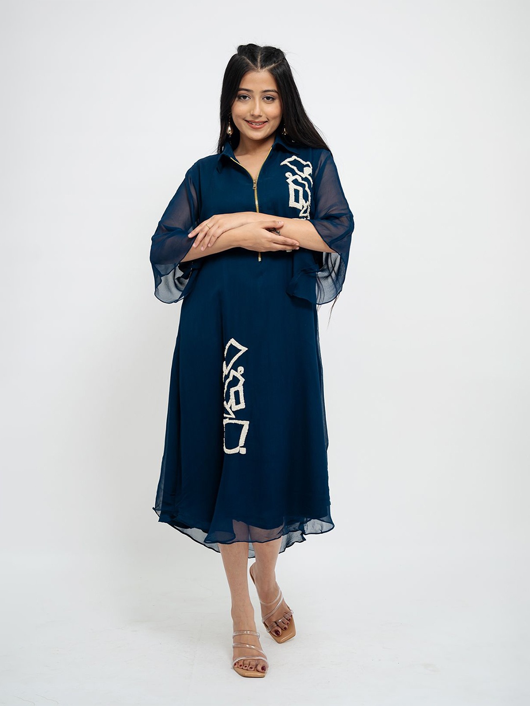 

AFFAIRE'S BY LEVELL5 Women Printed Flared Sleeve Shirt Midi Dress, Blue