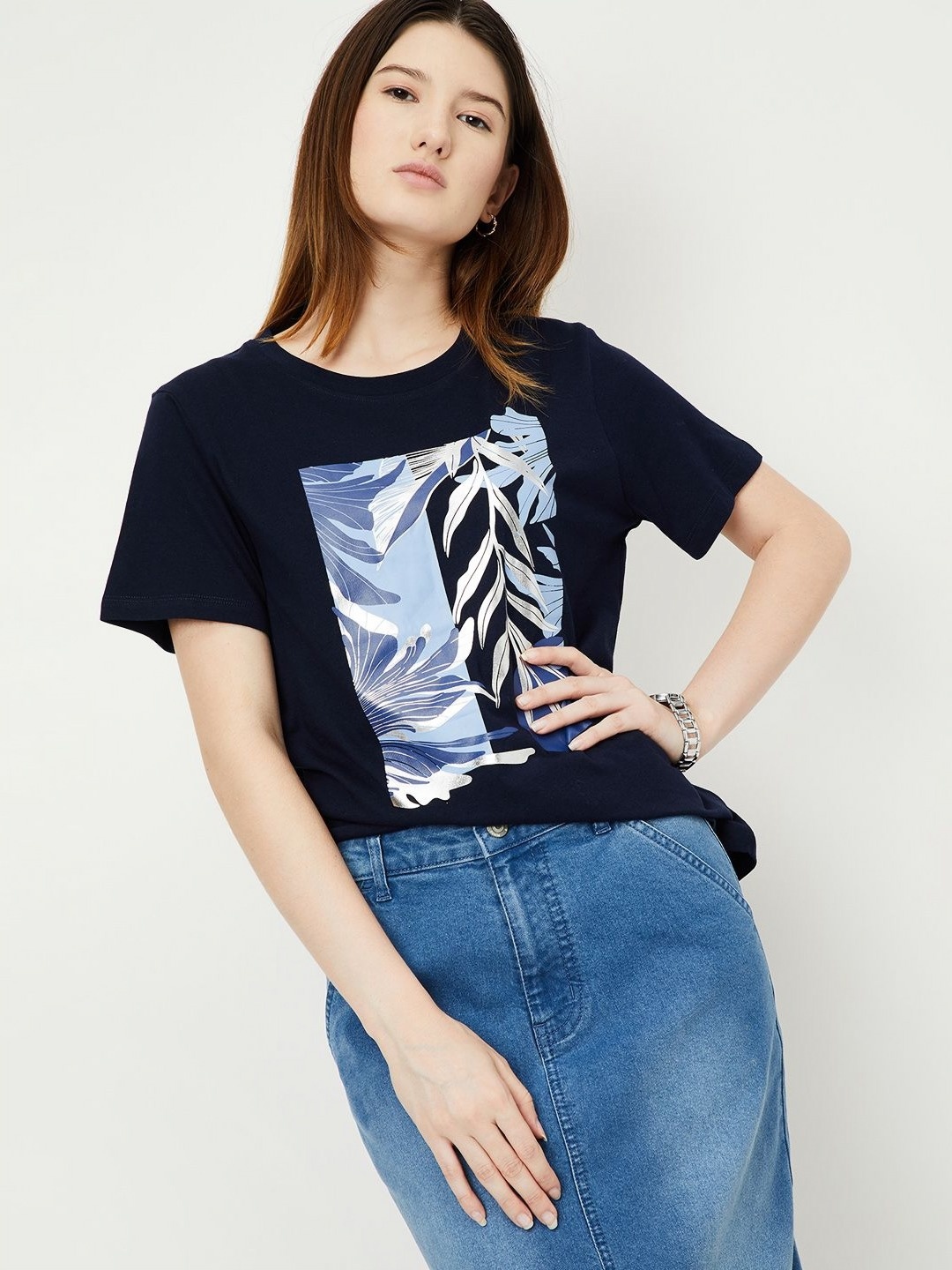 

max Women Floral Printed Round Neck Cotton T-shirt, Navy blue