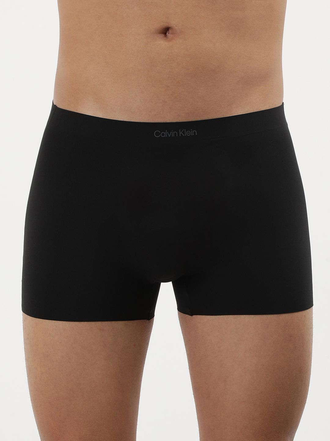 

Calvin Klein Underwear Mid-Rise Trunks NB3922UB1, Black