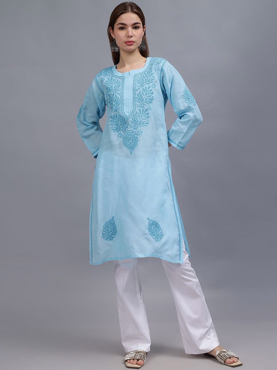 

Seva Chikan Ethnic Motifs Embroidered Chikankari Straight Kurta, Blue