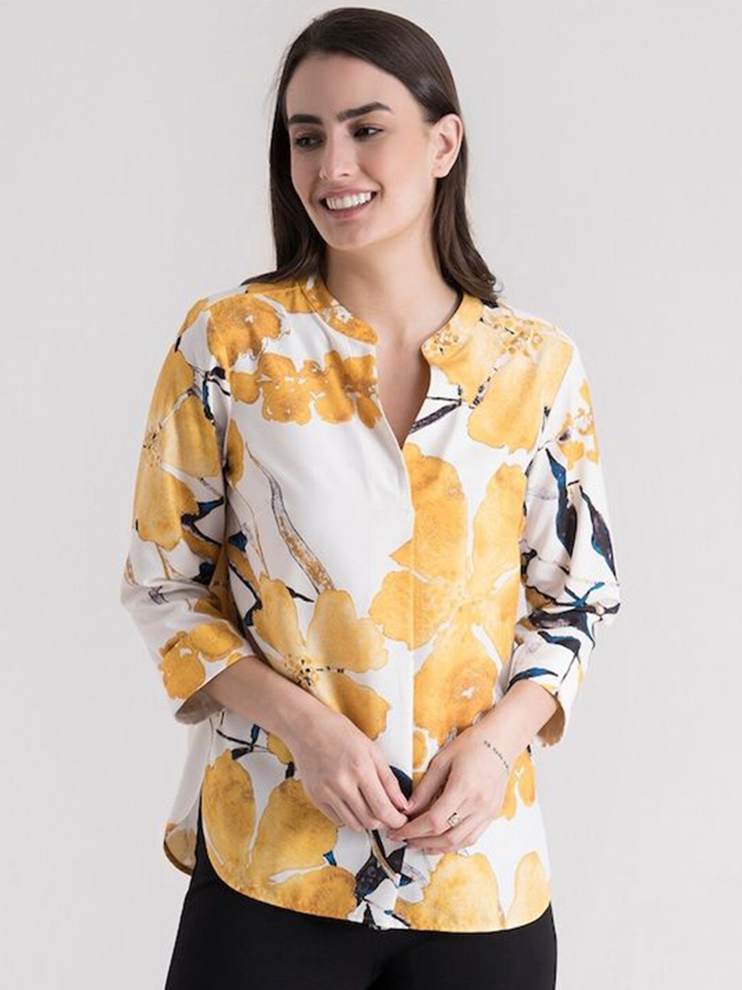 

VIRICA Women Floral Printed V-Neck Polycotton Top, Yellow