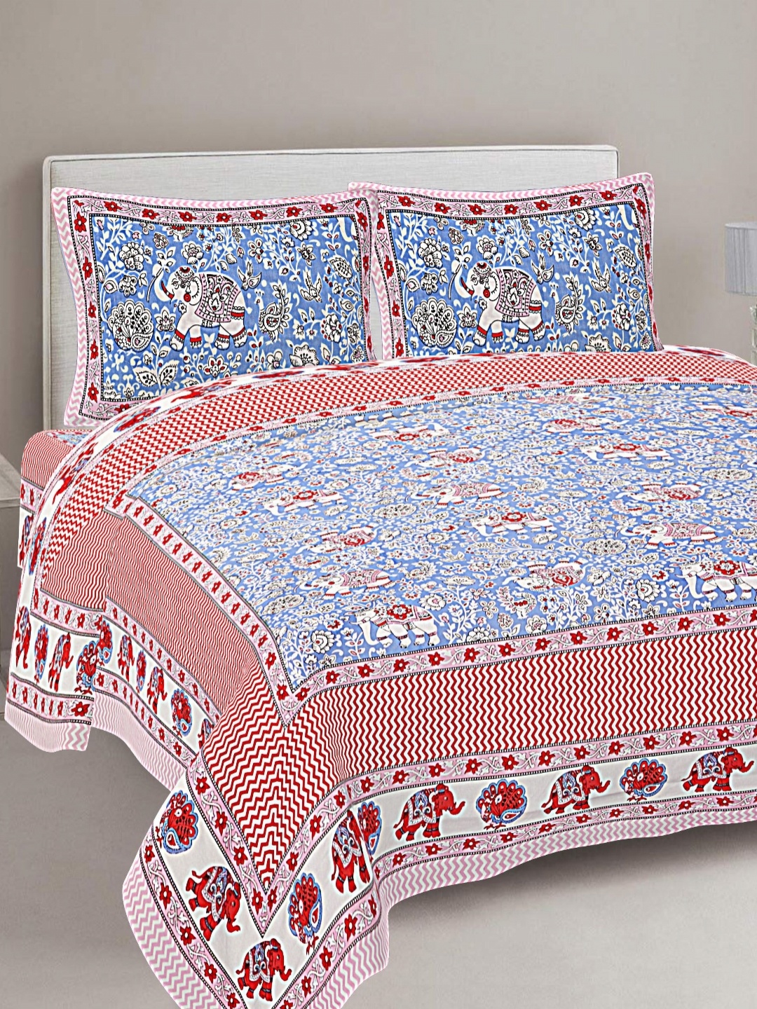 

FrionKandy Living Red & White Printed Cotton 180 TC King Bedsheet With 2 Pillow Covers