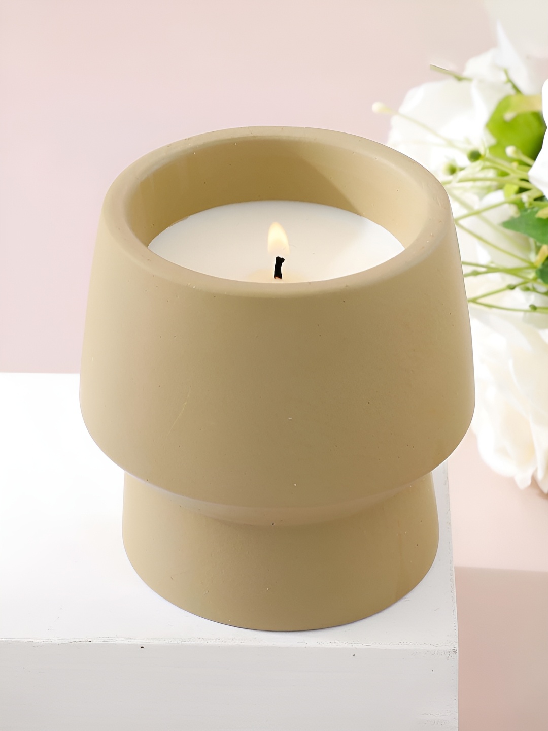 

Ekhasa White & Beige Soy Wax Pomegranate Scented Jar Candle