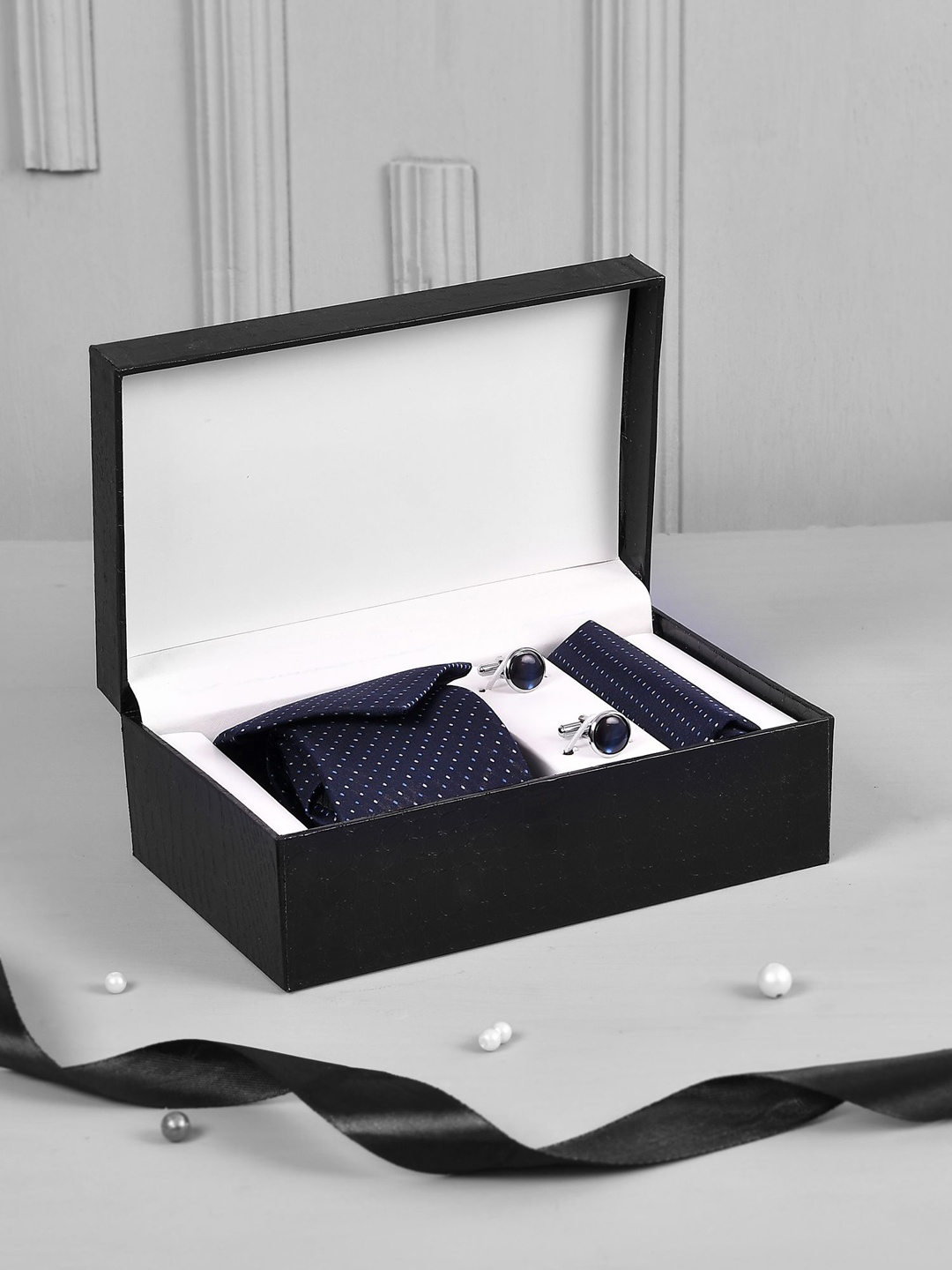 

Voylla Patterned Tie With Cufflinks Accessory Gift Set, Blue