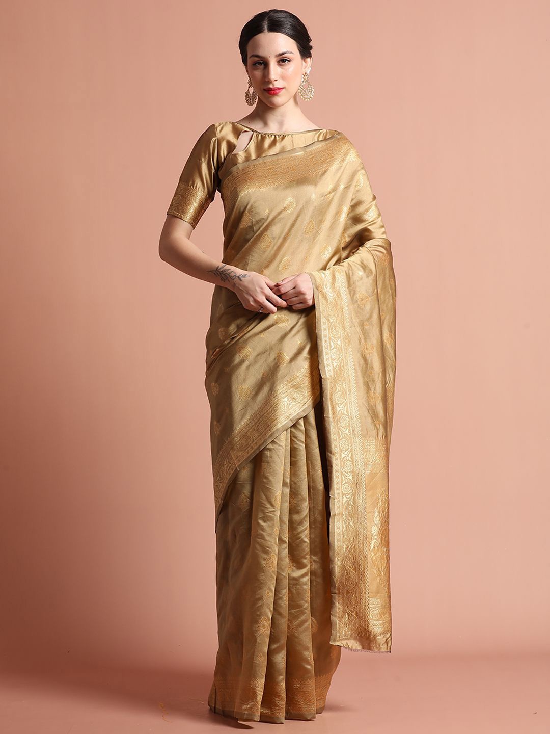 

Jaipur Kurti Heavy Banarasi Zari Woven Silk Blend Saree, Beige