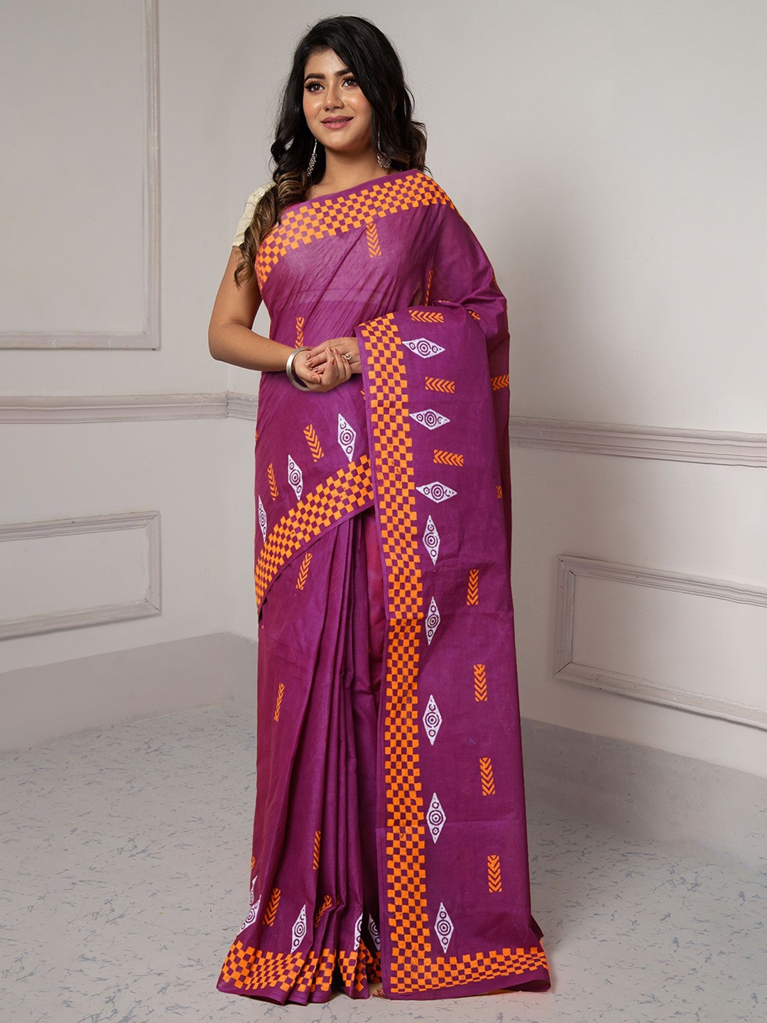 

Unnati Silks Ethnic Motifs Pure Cotton Handloom Block Print Saree, Purple