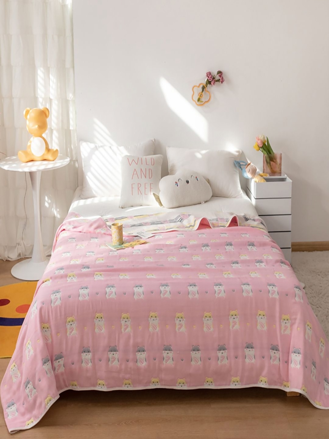 

JC HOME Pink Cartoon Characters Printed Pure Cotton AC Room 400 GSM Double Bed Quilt