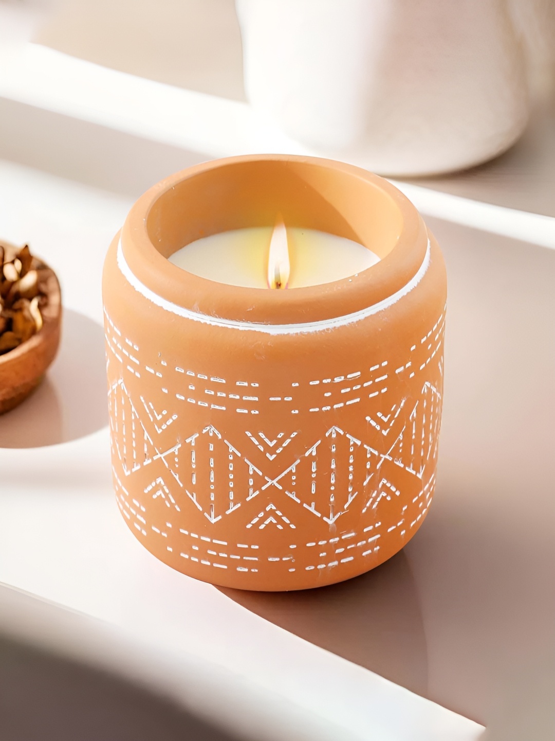 

Ekhasa White & Orange Printed Soy Wax Scented Jar Candle