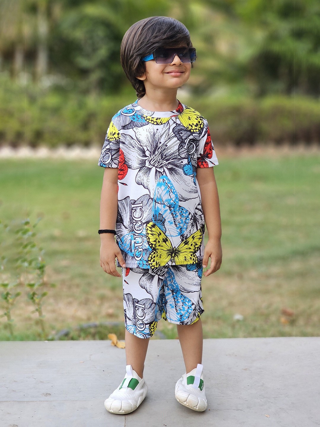 

Emblica Boys Graphic Printed Round Neck T-shirt with Shorts, White