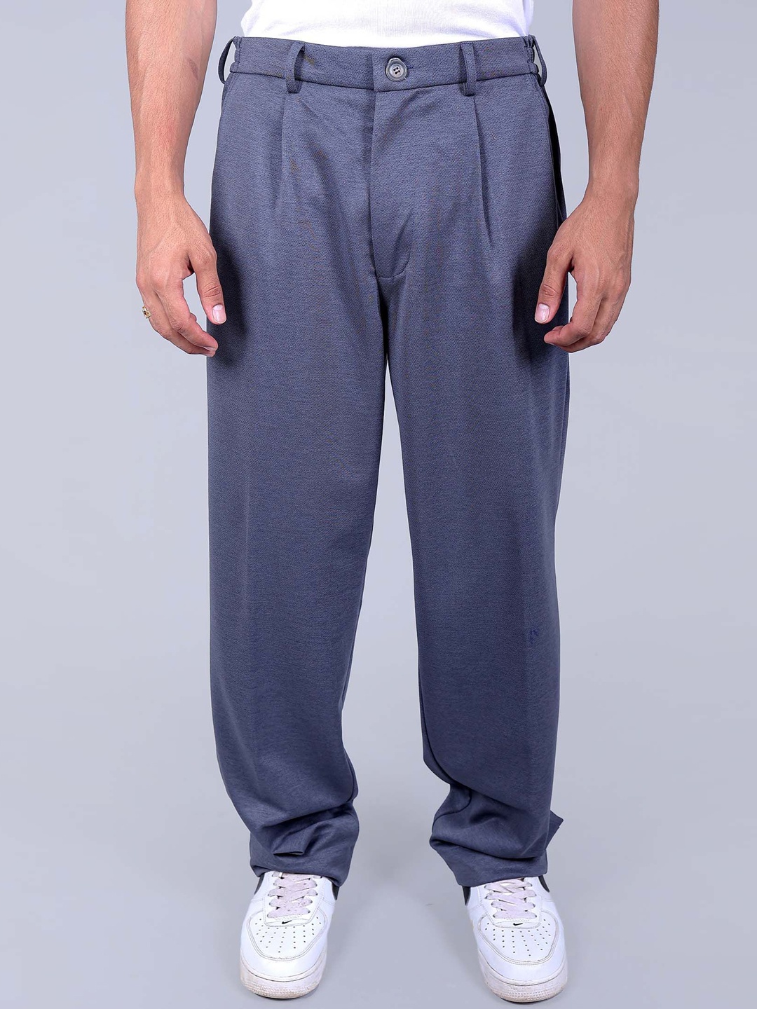 

BLUEBIRD Men Relaxed Straight Leg Loose Fit Wrinkle Free Pleated Trousers, Grey
