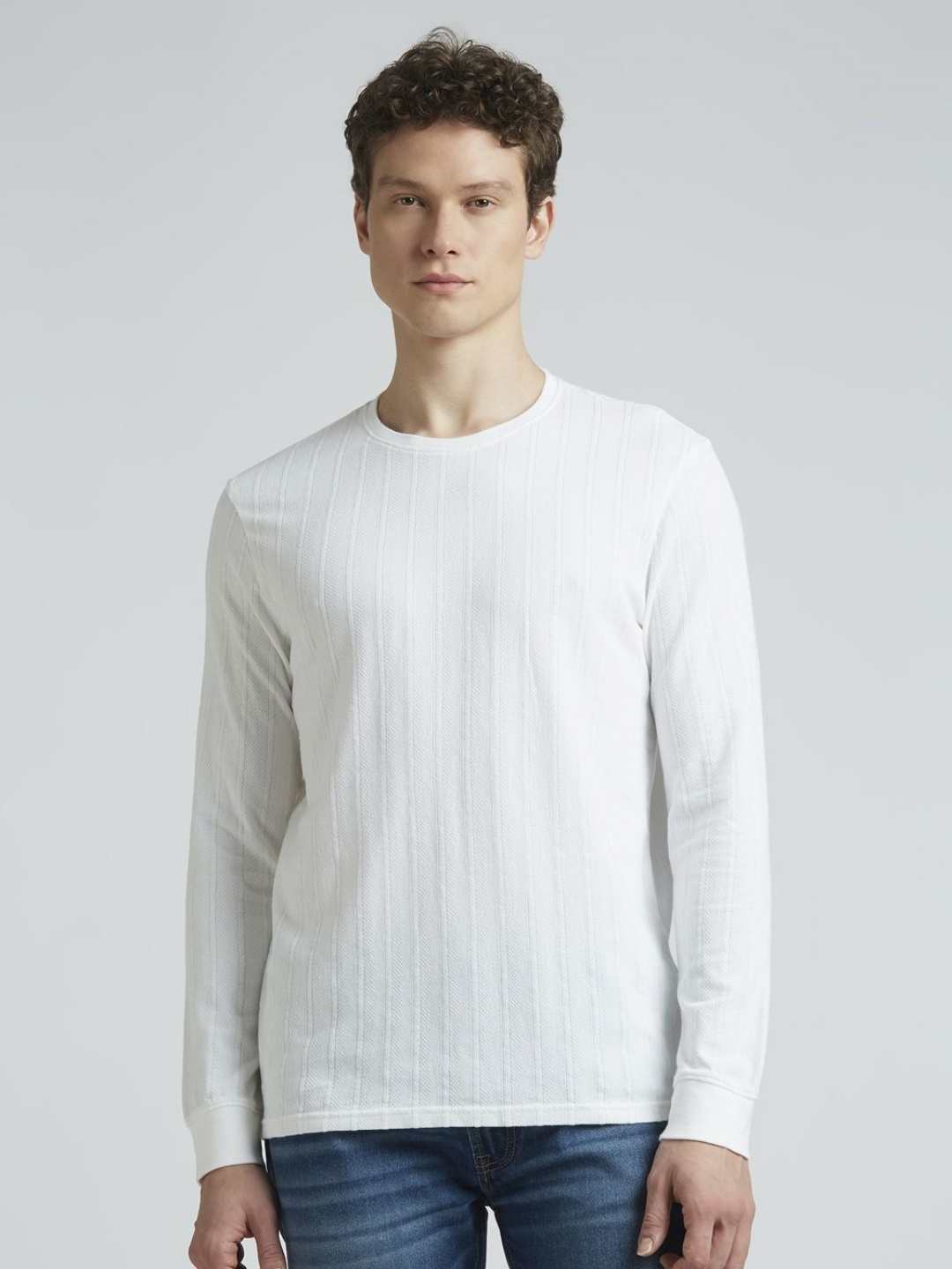 

Pepe Jeans Men Solid Round Neck Cotton Slim Fit T-shirt, White