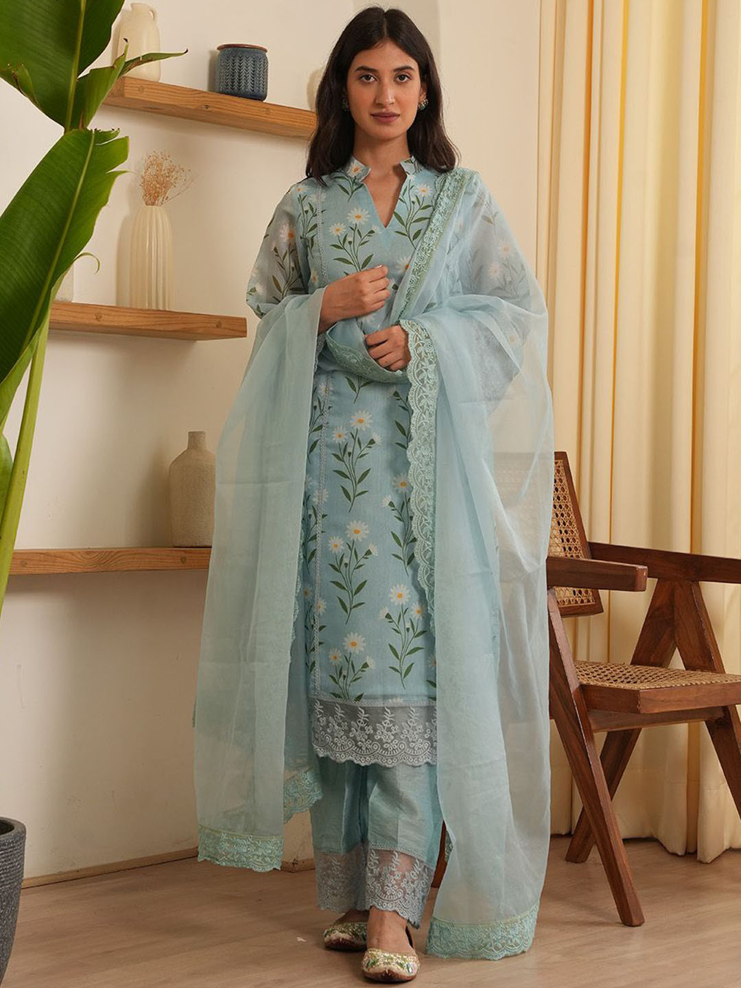 

OneWe Faith Floral Printed Chanderi Silk Straight Kurta With Trouser & Dupatta, Teal
