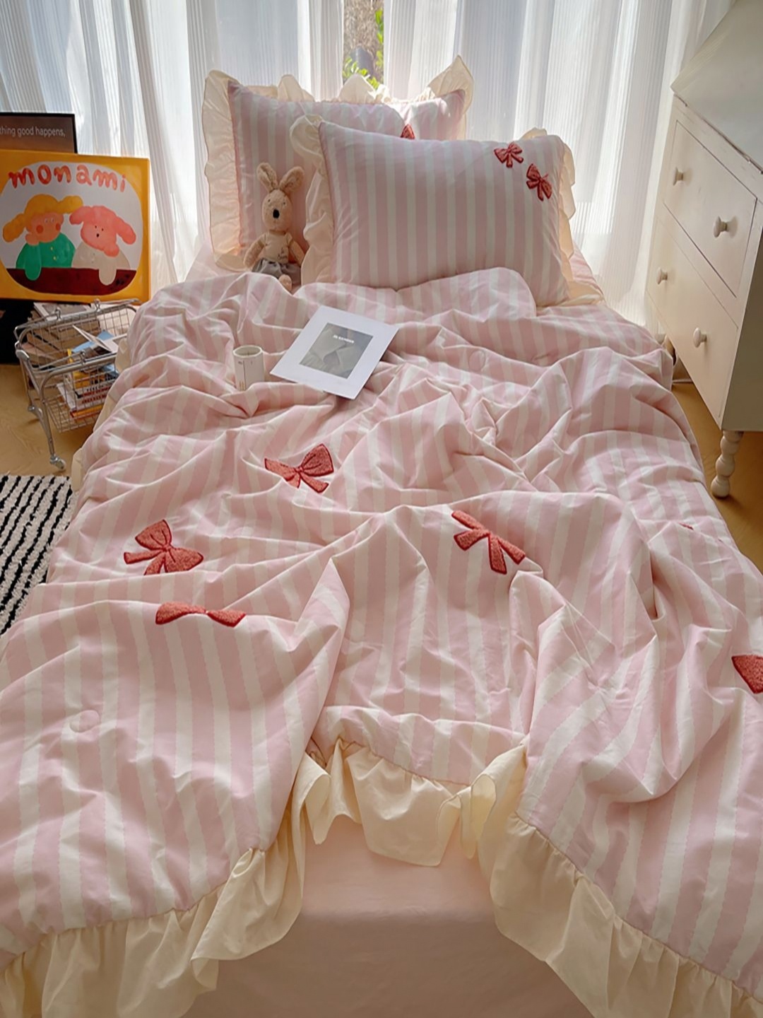 

JC HOME Pink & White Checked Embroidered Double King Regular Bedding Set