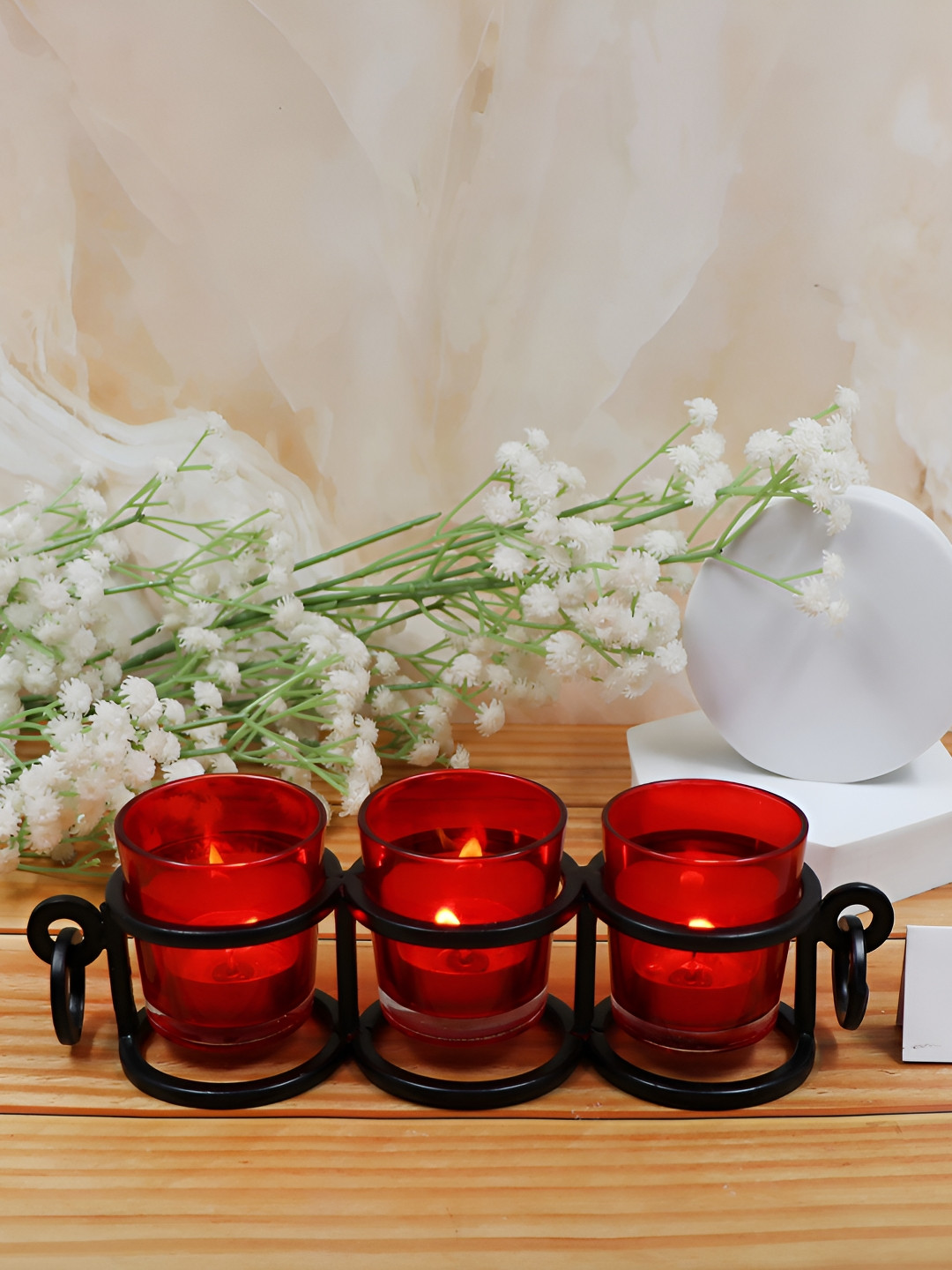 

HOSLEY Black & Red Metal Candle Holder