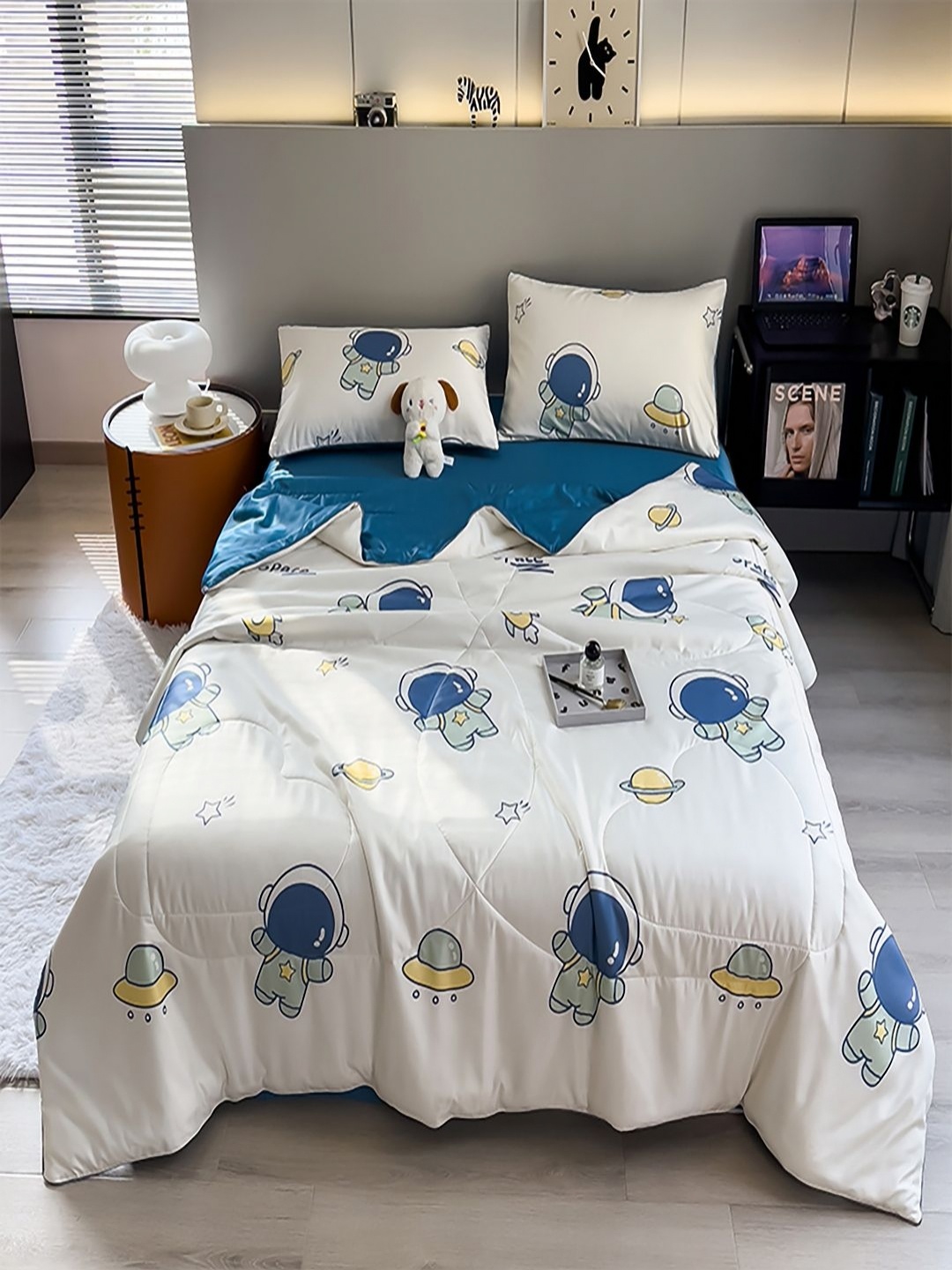 

JC HOME Blue & White 4 Pieces Graphic Single Regular Bedding Set