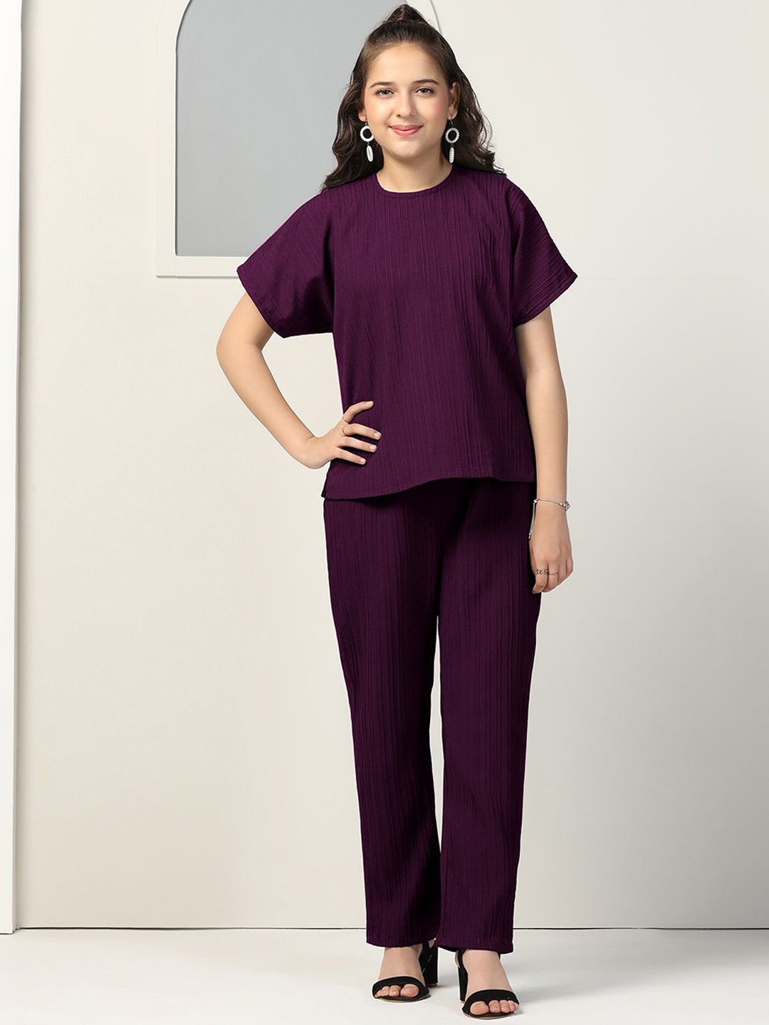 

OMPAX Girls Self Design Round Neck Top With Trousers, Purple